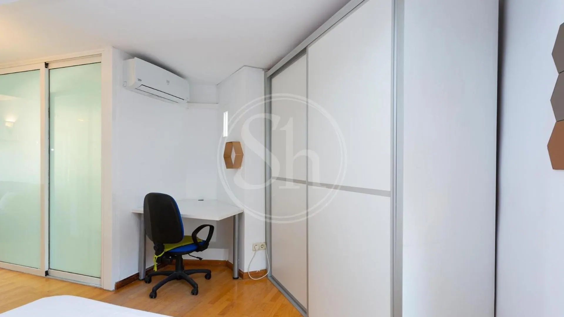 아파트 Apartamento Con Terraza En Eixample 바르셀로나 스페인